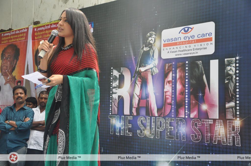 Flag Off ceremony of Rajini Rasigan Express - Pictures | Picture 133100